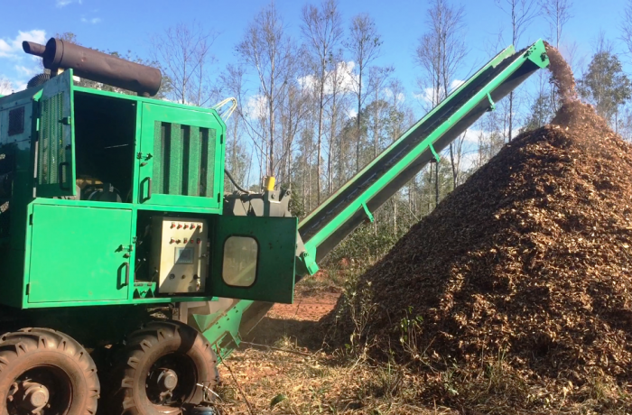 Cavaco Biomassa – picador de cavaco.
